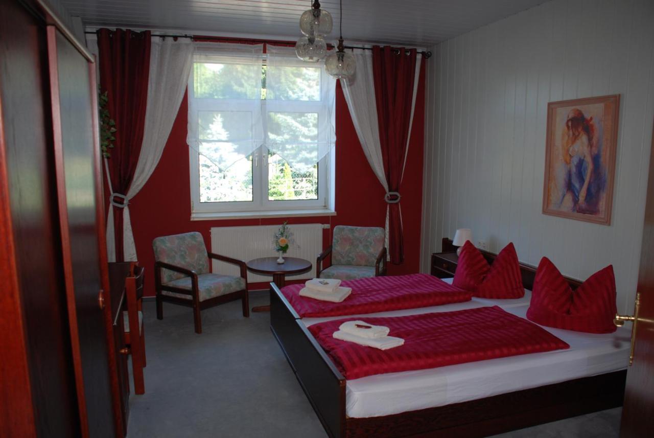 Gasthof Und Pension Frankenthal - Garni Hotel Gera Luaran gambar